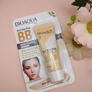 BB Cream Clareador Bioaqua Rice Raw Pulp - 3 em 1 com FPS 45 - 40gr